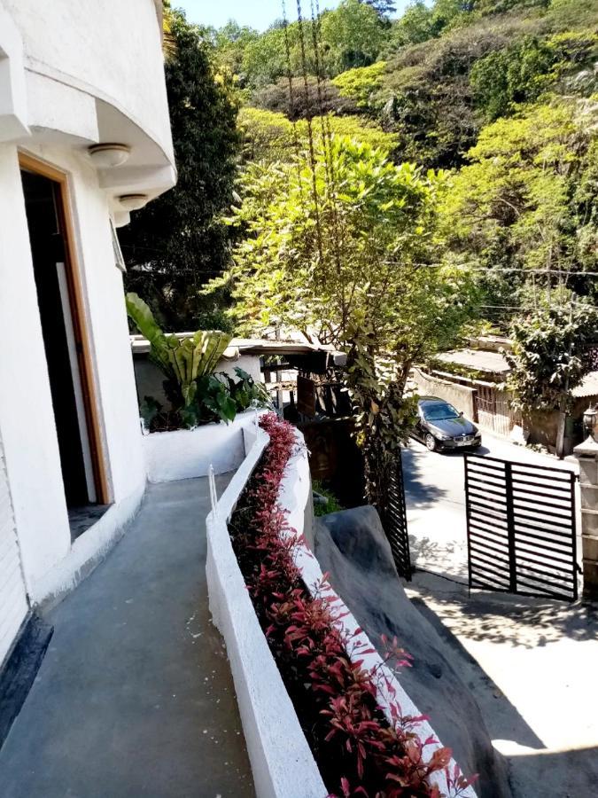 Chandi Mahal Homestay Kandy Bagian luar foto