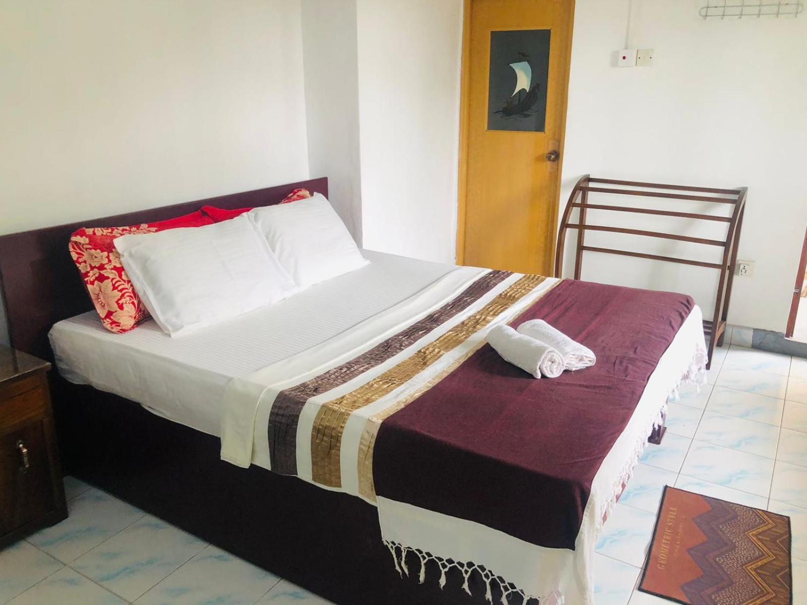 Chandi Mahal Homestay Kandy Bagian luar foto